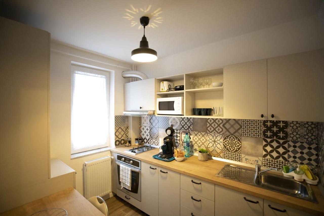 Smp Apartment 3 Timişoara Buitenkant foto